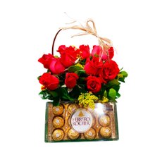 Cesta com 15 rosas Nacionais e Chocolates