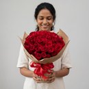 Buquê de 100 Rosas Vermelhas