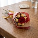 Mini Buquê de Ferrero com 1 Rosa