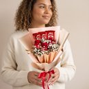 Buquê com 3 Rosas e Kit Kat