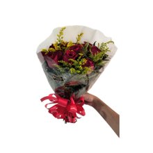 Buquê Tradicional com 12 Rosas 