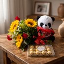Buquê de Girassóis com Rosas Pelúcia e Chocolate