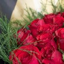 Buquê Luxo 48 Rosas Vermelhas 