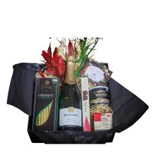 Cesta de Natal Presente com Chocolate e Espumante 