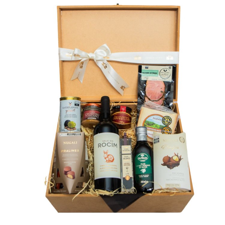 Cesta Gourmet com Vinho Português & Chocolates