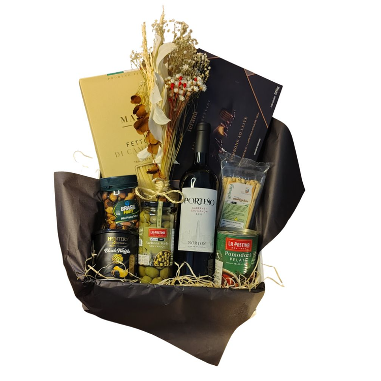 Cesta Italiana com Bombons finos, Vinho e Massa