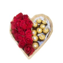 Coração Love de Rosas Com Ferrero Rocher