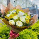 Buquê Louis 12 Rosas Brancas