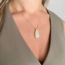 Colar Feminino Dourado Gota com Pedrarias