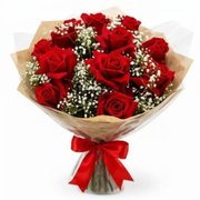 Buquê Vanilla com 12 Rosas Vermelhas