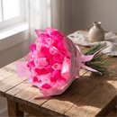 Buquê de 50 Rosas em Tons de Rosa