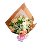 Buquê de Rosas Chá e Branca