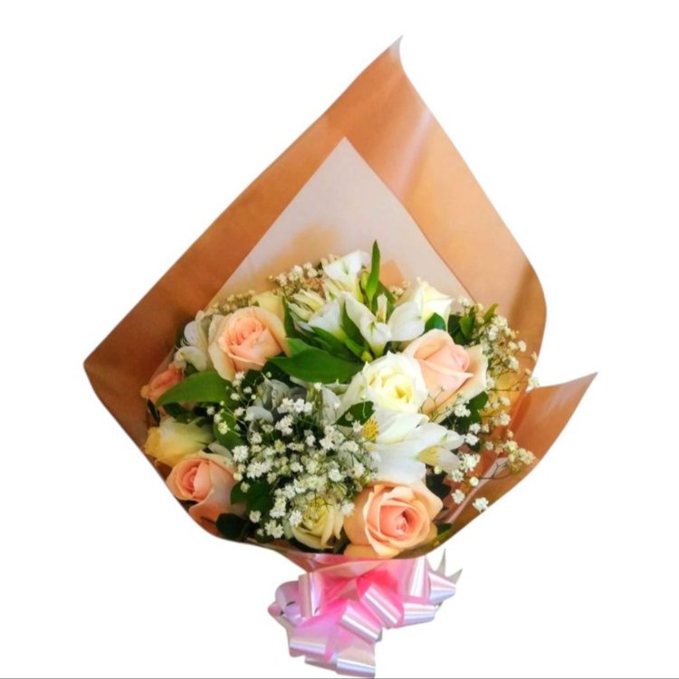 Buquê de Rosas Chá e Branca