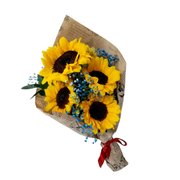 Encantador Buquê com 4 Girassóis
