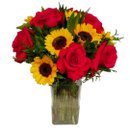 Arranjo de Rosas e Girassol no Vaso 