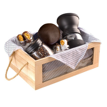 Cesta Moedor de Café, Camafeus e Pão de Mel rcheado