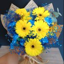 Buquê de Gérberas Amarelas Encanto do Sol e Estrelas