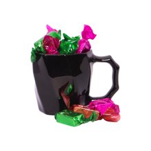 Caneca All Black Bombons ao Leite Village