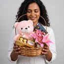 Cesta Especial com Amor e Pelucia