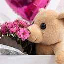 Box Branca Amor com Flor e Pelúcia