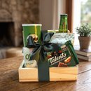 Cesta de Cerveja com Petiscos no Baú