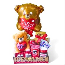 Cesta Love Ursinho e Balão