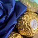 Mini Coração de Ferrero e Rosa Azul