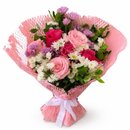  Buquê de Rosas em Tons de Rosa e Flores do Campo