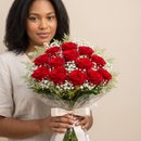 Buquê Clássico com 12 Rosas Nacionais