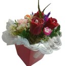 Buquê de Sensações: Arranjo de Velas Artesanais Heart 