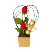 Arranjo com Rosas e Ferrero