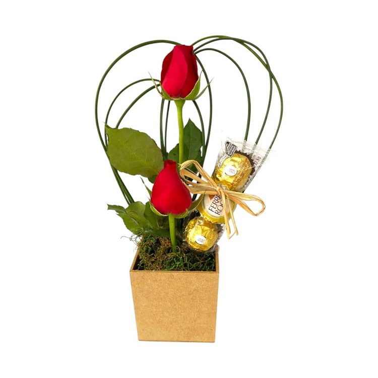 Arranjo com Rosas e Ferrero