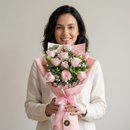 Buquê Coreano com 10 Rosas