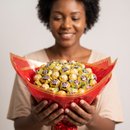 Buquê Bombons 15 Ferrero Rocher e 20 Ouro Branco