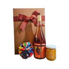 Cesta Brasilidades com Vinho Pinot Noir Laranja