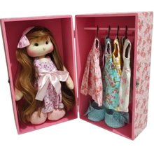Kit Boneca e Armário com Roupas