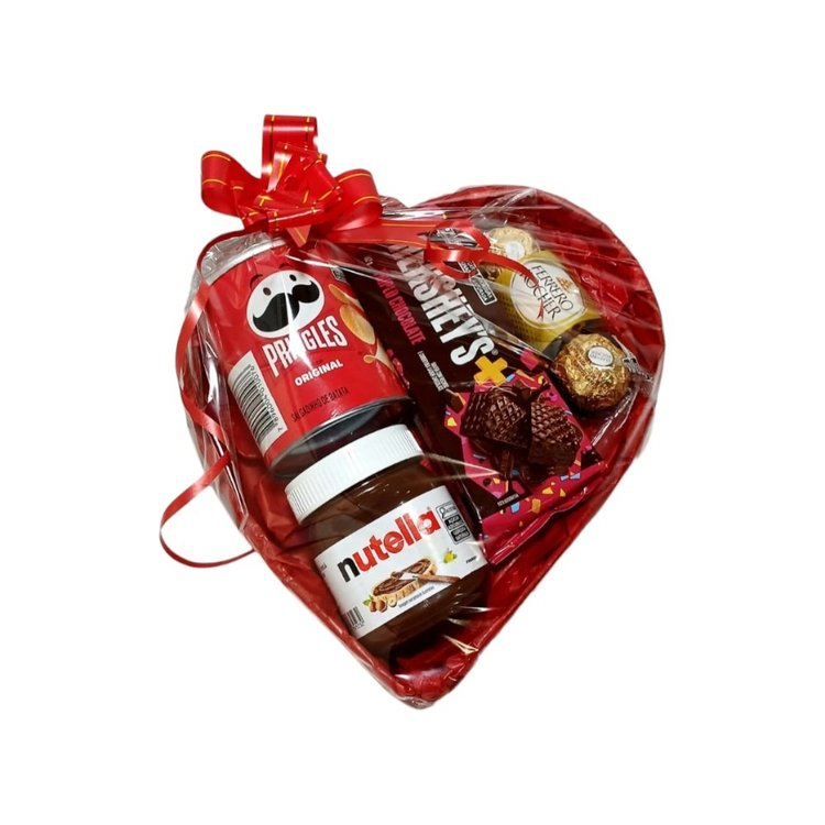 Coração com Nutella, Ferrero, Pringles e Hershey's