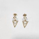 Brinco Pedras Zircônias Triangular