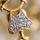 Pingente Menina para Mãe/avó Folheado a Ouro 18k Pedra
