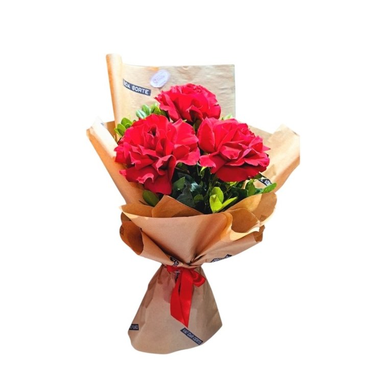 Buquê com 3 Rosas Vermelhas Chiq