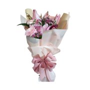 Buquê Lírios, Rosas Cor de Rosa e Flor do Campo Lilás
