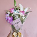 Buquê Orquídeas, Lírios e Rosas
