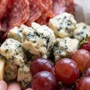Cesta de Frios e Vinho Malbec 