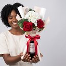 Buquê No Vinho Com Rosas Vermelhas