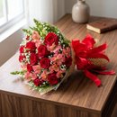 Buquê 12 Rosas Vermelhas Elegância Rubra
