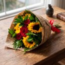 Buquê 6 Rosas Vermelha 6 Girassol 