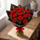 Buquê 14 Rosas Vermelhas Elegância