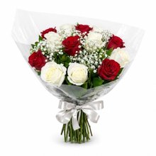 Buquê Clássico Com 6 Rosas Brancas e 6 Rosas Vermelhas