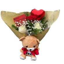 Buquê Mix Rosas, Ursinho & Balão Coração