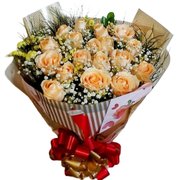 Buquê de Rosas Champanhe Luz
